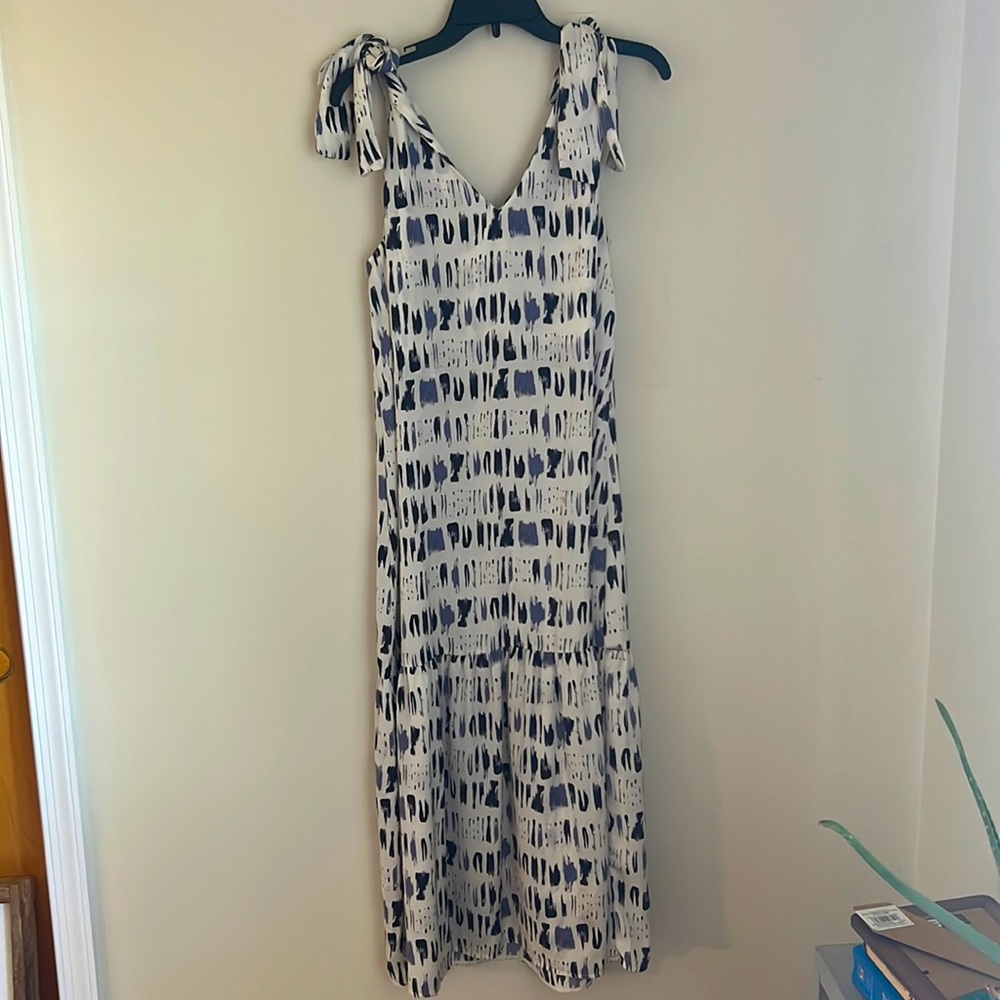Banana Republic silk Midi Dress